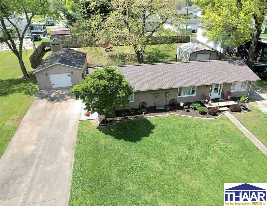 4408 N 15TH ST, TERRE HAUTE, IN 47805, photo 1 of 40