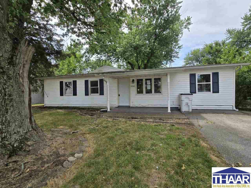 3743 E SANDALWOOD AVE, TERRE HAUTE, IN 47805, photo 1 of 22